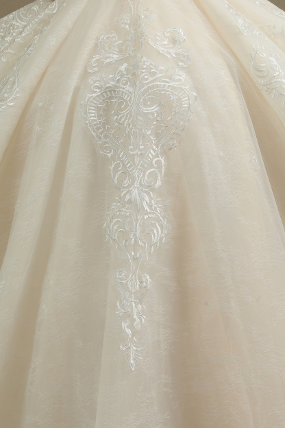 Luxury Long Ball Gown Sweetheart Sweep Train Wedding Dresses with Short Sleeves
