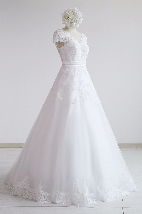 Elegant Lace Cap Sleeve Tulle A-line Wedding Dress