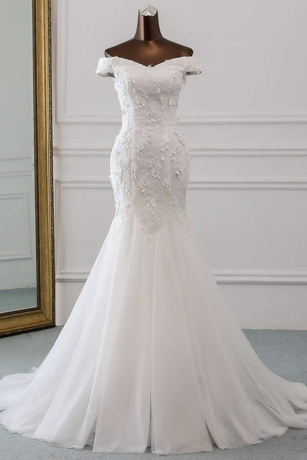 Beautiful Off-the-shoulder Sleeveless Mermaid Floor-Length Lace Wedding Dresses with Applique