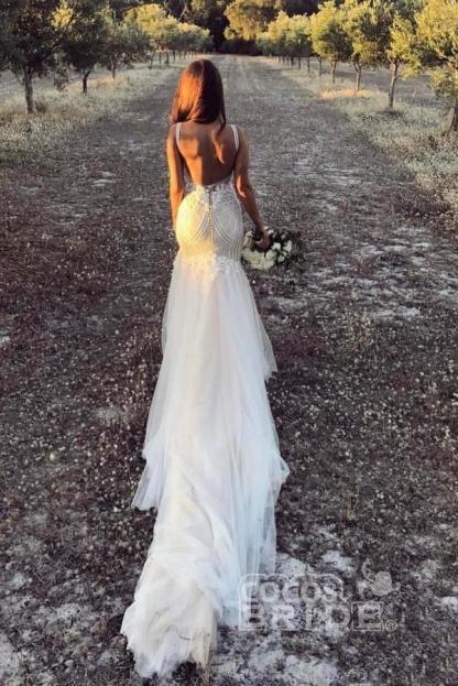 Vintage Long Mermaid V Neck Backless Tulle Wedding Dress