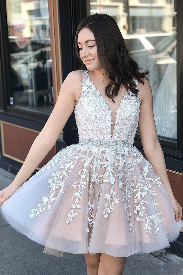 Cute Short A-line V-neck Tulle Floral Lace Sleeveless Prom Dresses