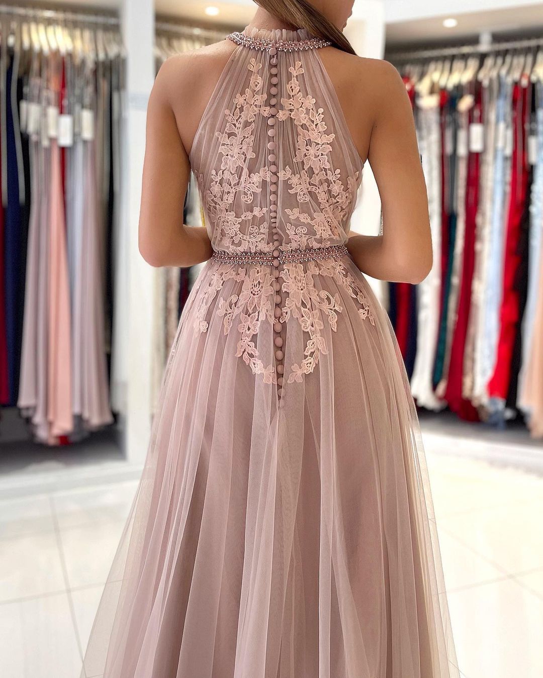 Stunning Long A-line Halter Tulle Formal Evening Dress with Lace Appliques
