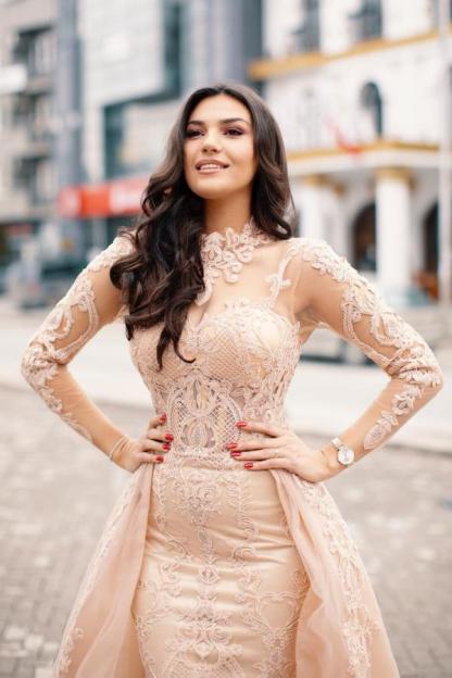 Elegant Long Sleeves Mermaid High Neck Lace Tulle Prom Dresses