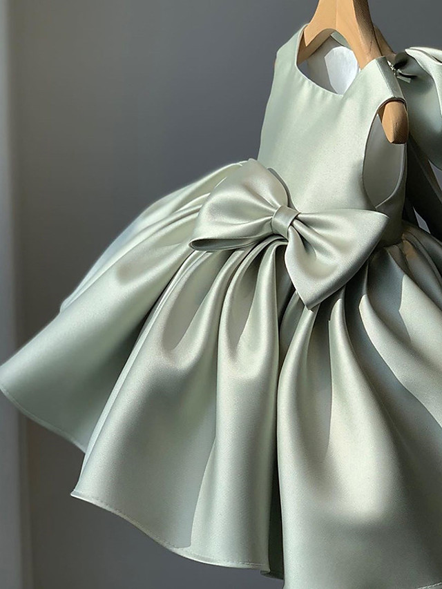 Princess / Ball Gown Short / Mini Wedding / Party Flower Girl Dresses - Satin Sleeveless Square Neck With Bow(S) / Pleats