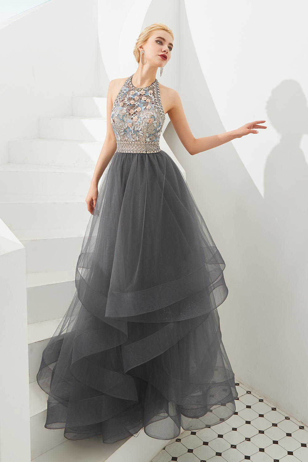 Chic Halter Tulle A-line Prom Dress