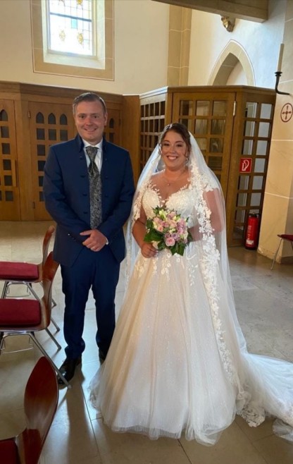 Plus Size Long A-line Sweetheart Tulle Wedding Dresses with Applique Lace