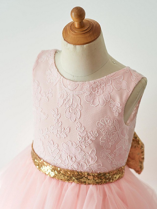 Ball Gown Knee Length Wedding / First Communion / Pageant Flower Girl Dresses - Lace / Tulle Sleeveless Jewel Neck With Bow(S)