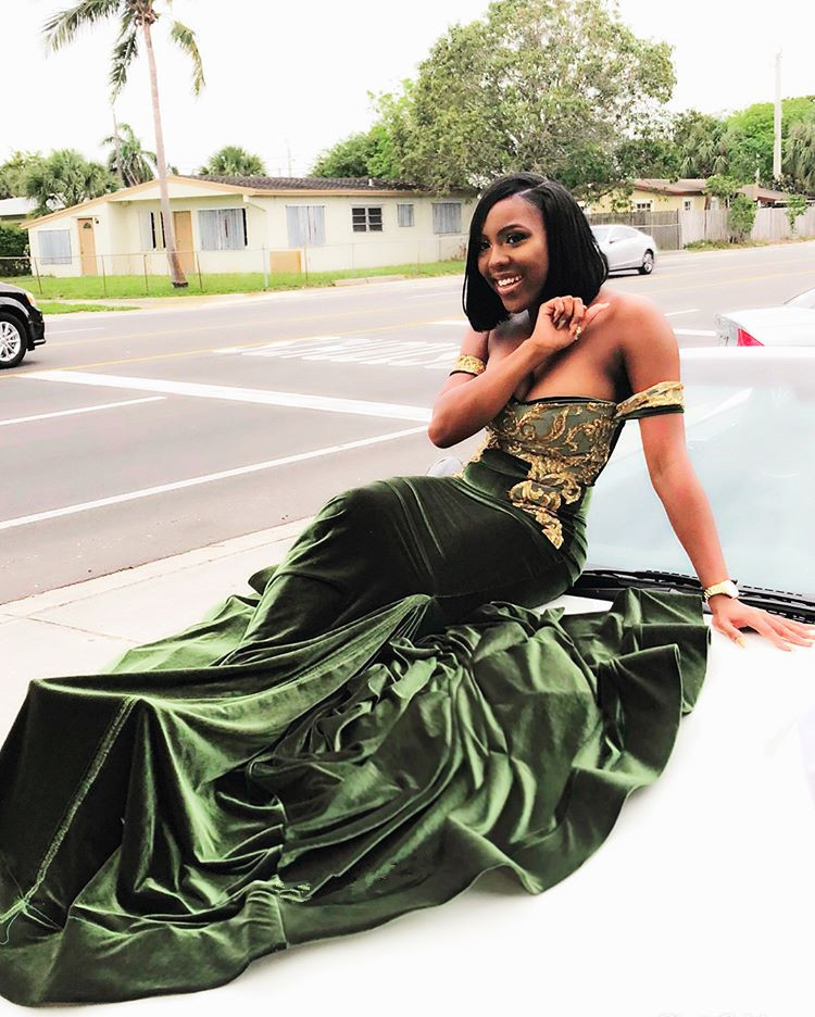 Latest Off-the-shoulder Appliques Mermaid Prom Dress