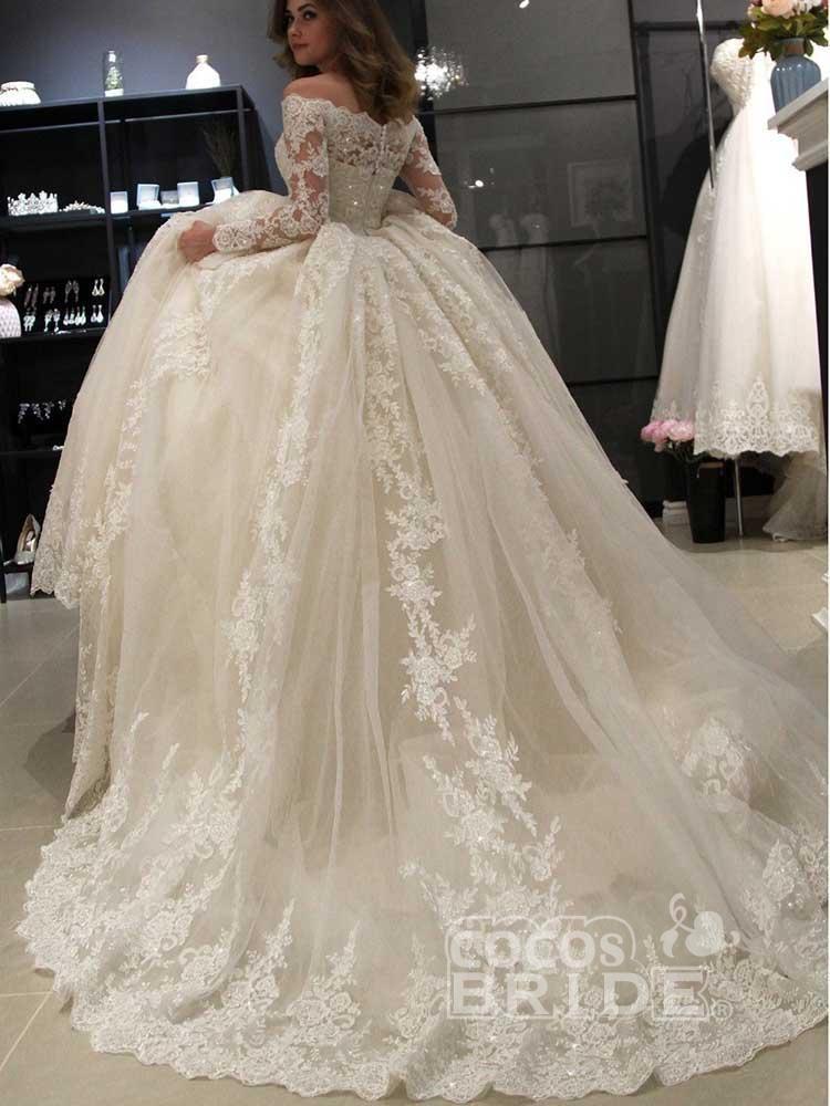 Gorgeous Long Sleeves Off the Shoulder Lace Ball Gown Wedding Dresses