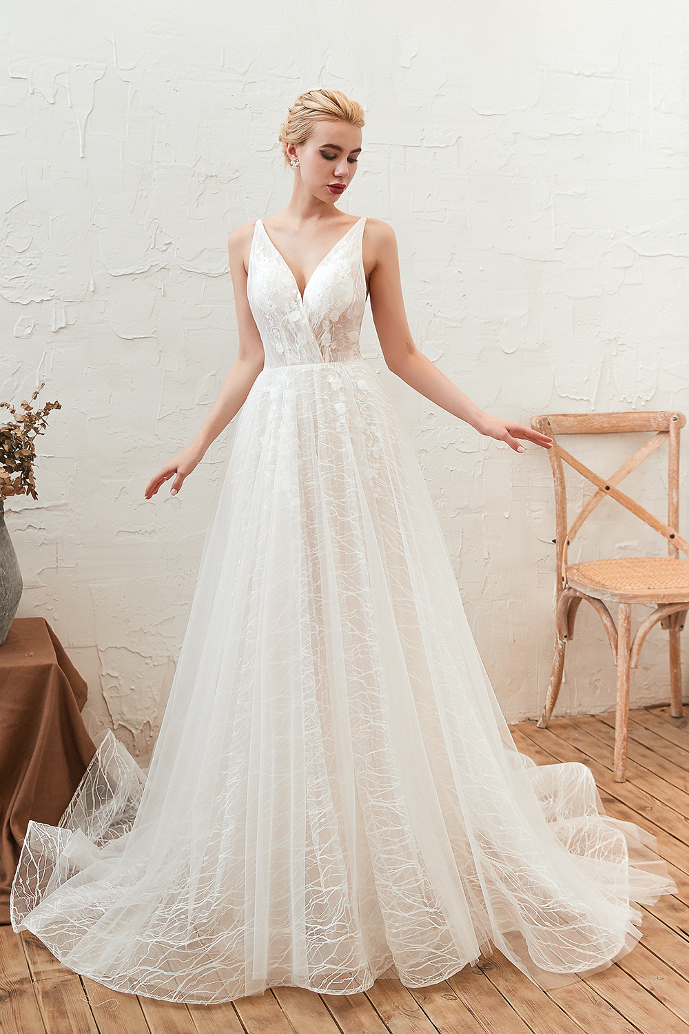 Classy A-Line Deep V-neck Floor-length Lace Tulle Open Back Wedding Dress
