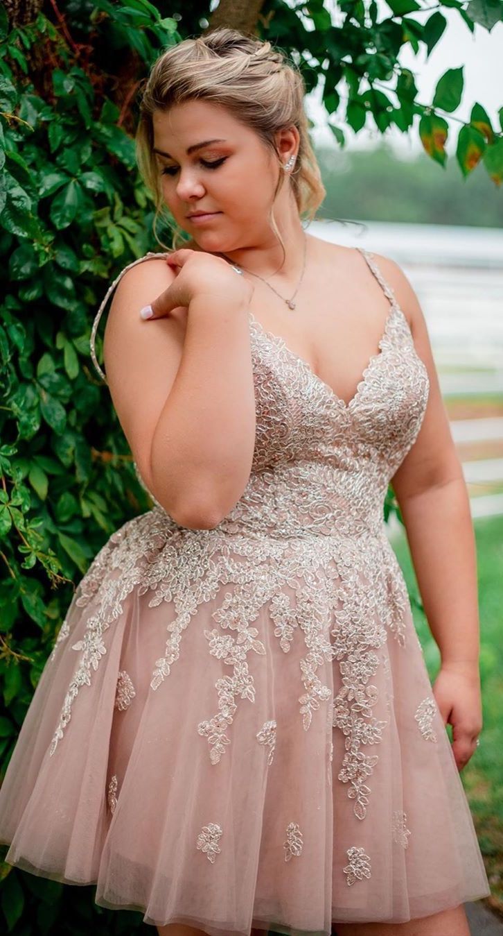 Short A-line V-neck Spaghetti Straps Appliques Lace Tulle Homecoming Dress - CoCosBride
