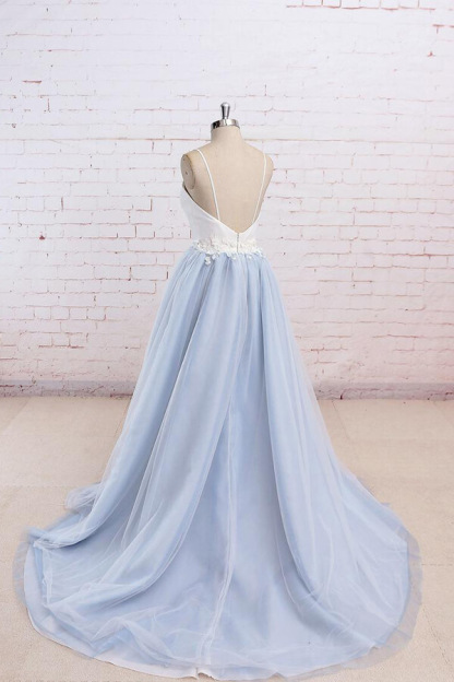 Chic Long Sweetheart Spaghetti Strap Organza A-line Wedding Dress