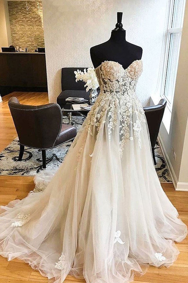 White Tulle Lace Strapless Long Wedding Dresses