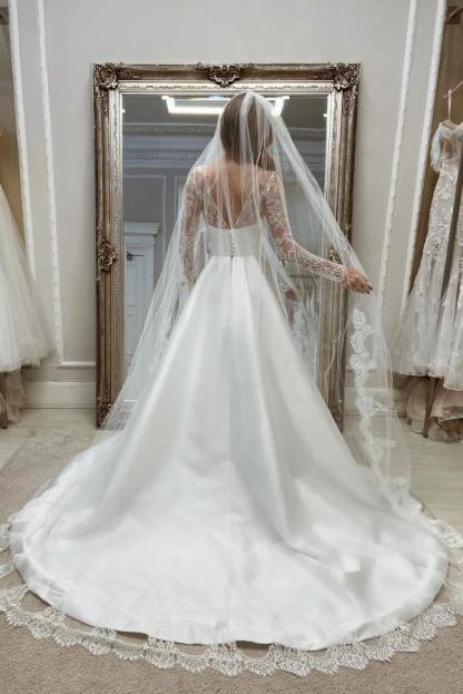 Long Sleeves A-line Sweetheart Satin Lace Front Slit Wedding Dresses with Pockets