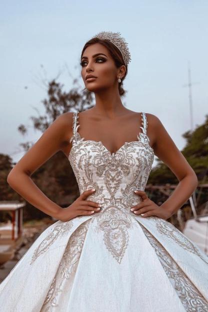 Gorgeous Long Ball Gown Sweetheart Glitter Sequins Satin Wedding Dress with Sweep Train