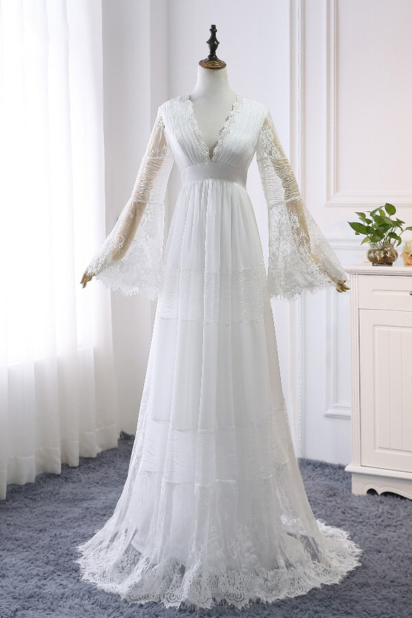 Long Sleeve A-line V-neck Lace Tulle Wedding Dress