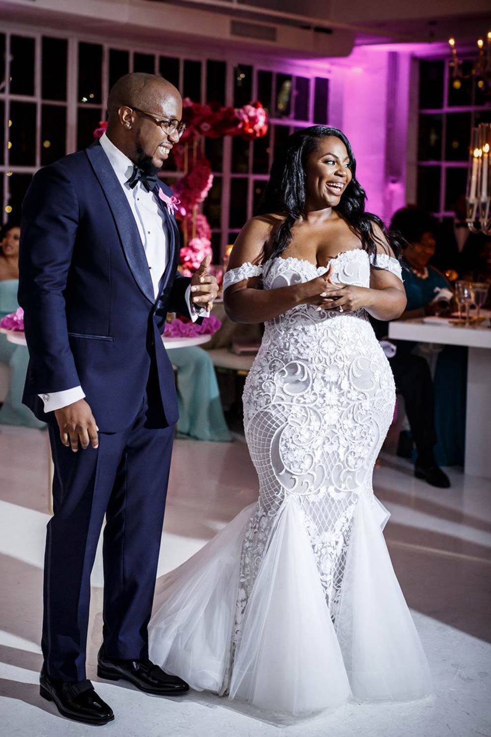 Modest Plus Size Long Off the Shoulder Mermaid Tulle Lace Wedding Dresses