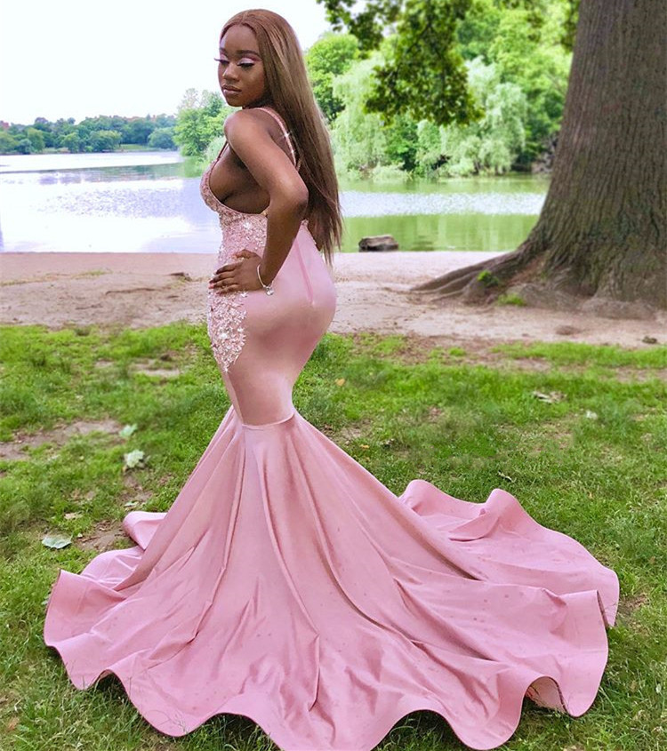 Chic Spaghetti Straps Lace Mermaid Prom Dress