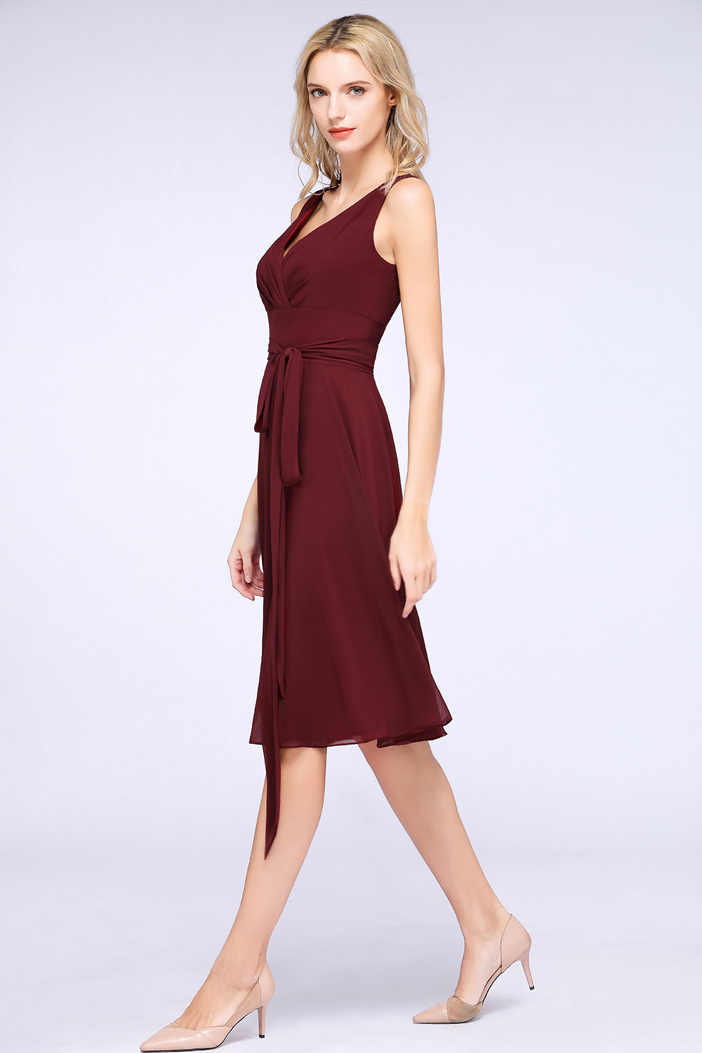 A-Line Chiffon Straps V-Neck Sleeveless Ruffles Knee-Length Bridesmaid Dress with Bow Sash