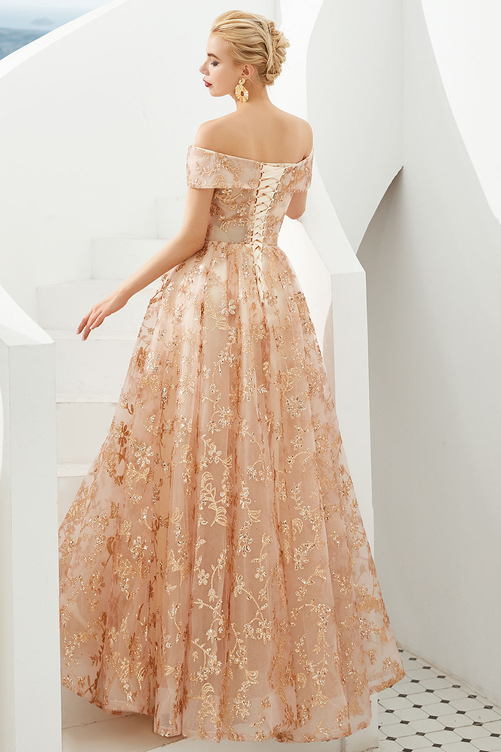 Graceful Off-the-shoulder Tulle A-line Prom Dress