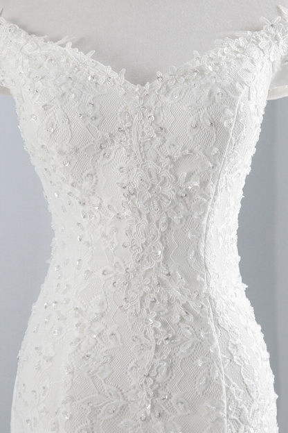 Long Off the Shoulder Lace-up Mermaid Lace Wedding Dress