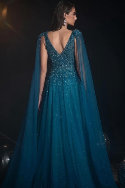 Sparkle Tulle V-Neck A-Line Prom Dress Watteau Train with Beads and Sequined