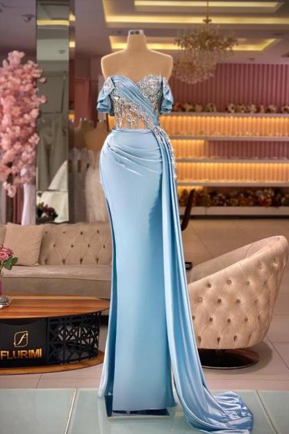 Long Mermaid Strapless Sweetheart Satin Prom Dress with Split Side