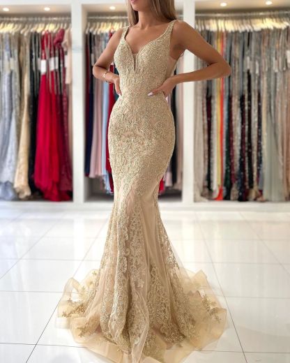 Long Mermaid Sweetheart Prom Dress with Floral Lace Appliques