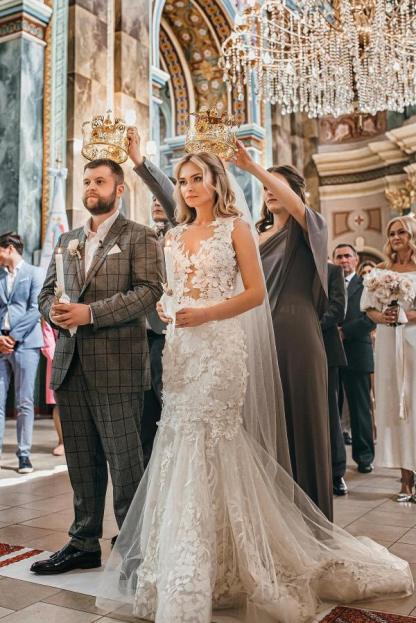 Elegant Long Mermaid Jewel Tulle Lace Wedding Dress