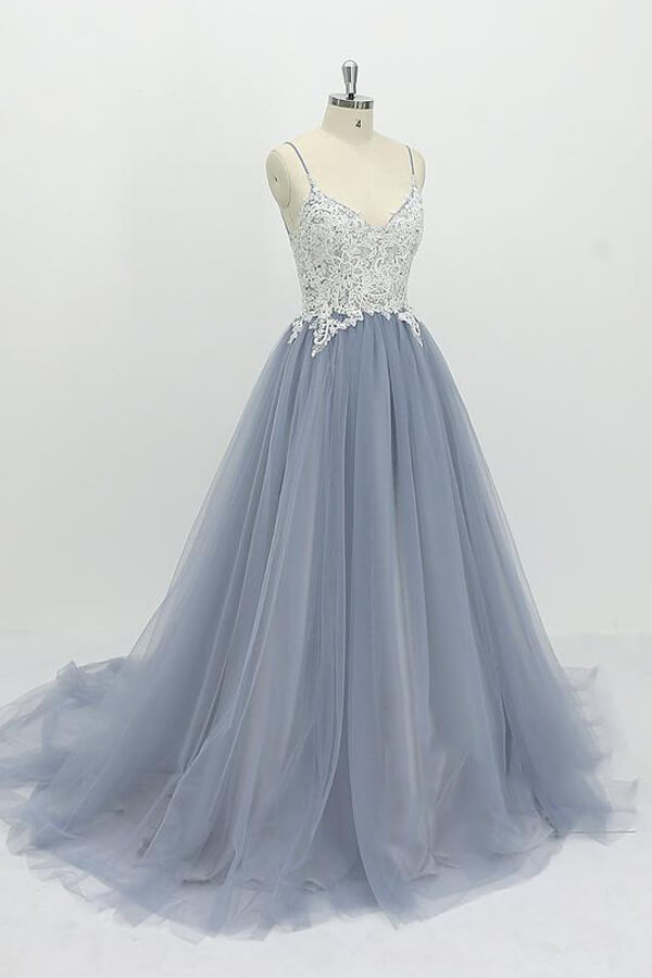 Chic Long A-line Spaghetti Strap Appliques Tulle Open Back Wedding Dress