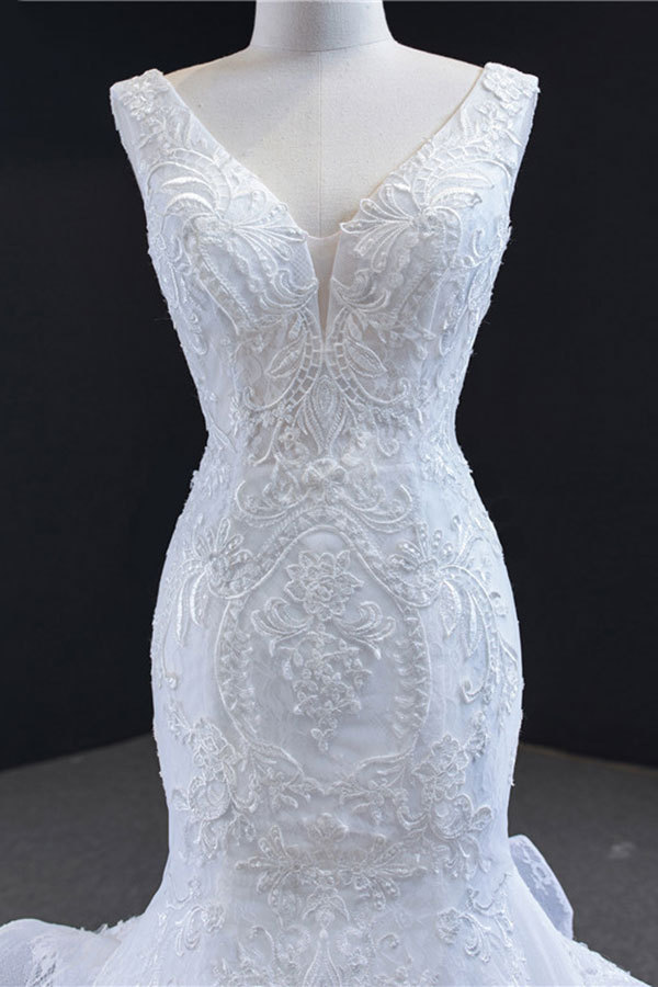 Luxury Long V-neck Lace-up Appliqes Lace Mermaid Wedding Dress