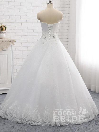 Gorgeous Long Tulle Sweetheart Appliques Ball Gown Wedding Dresses