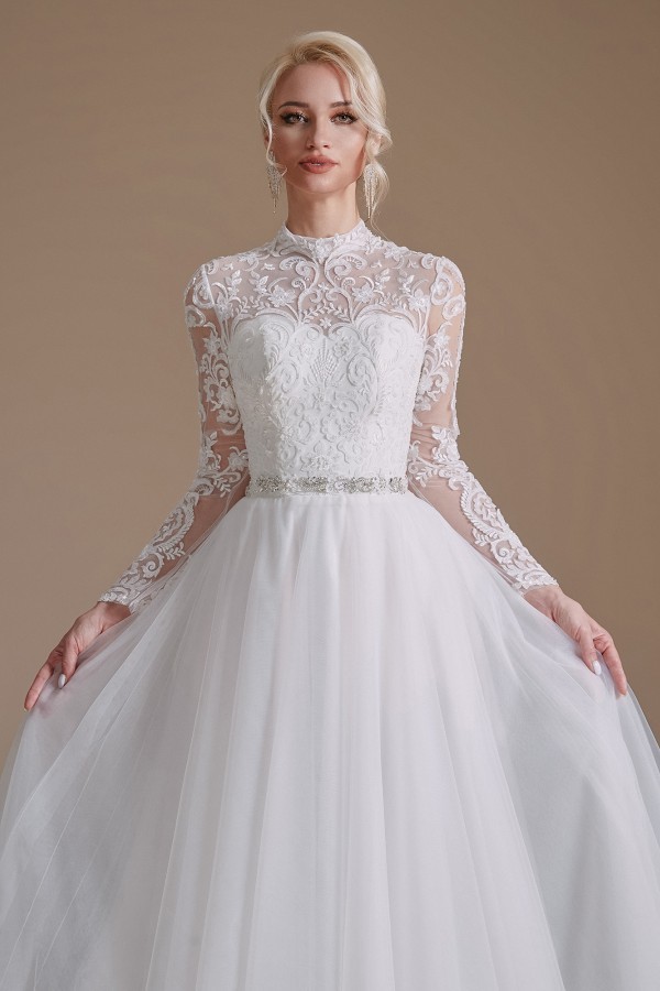 Modest A-line High Neck Long Sleeves Tulle Lace Wedding Dresses