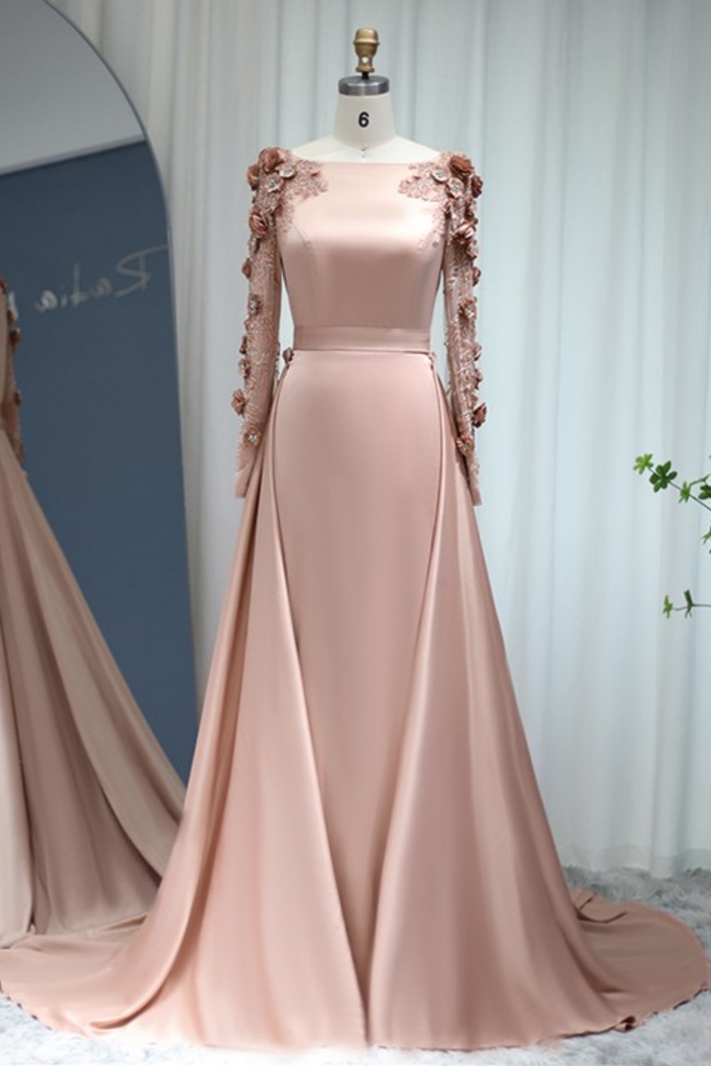 Long Sleeves Mermaid Satin 3D Flower Beadings Formal Prom Dresses with Sweep Train