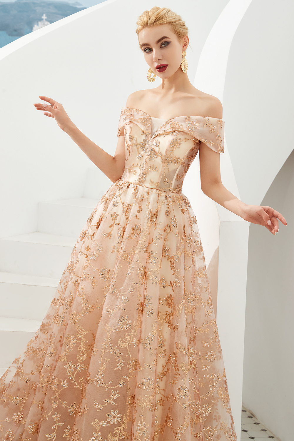 Graceful Off-the-shoulder Tulle A-line Prom Dress