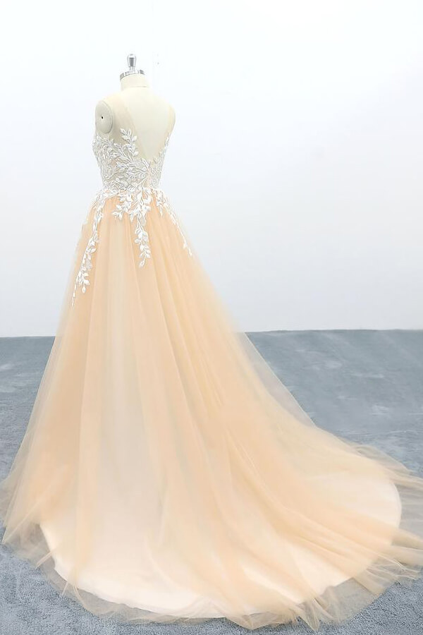 Long A-line Sweetheart Appliques Tulle Backless Wedding Dress