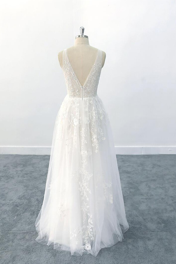 Elegant Long A-line V-neck Appliques Lace Tulle Wedding Dress