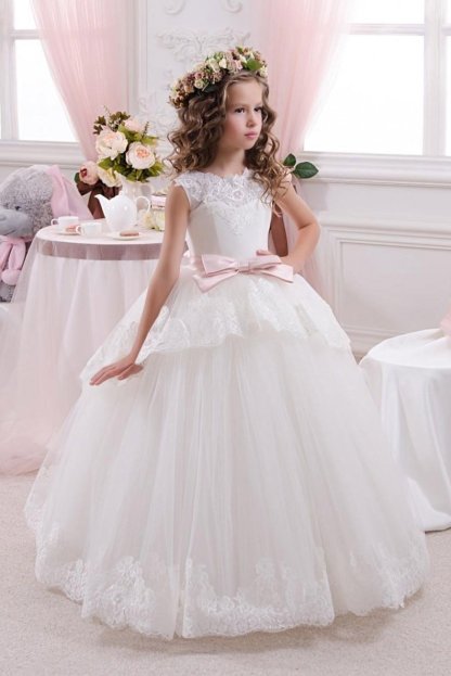 White Scoop Neck Sleeveless Ball Gown Flower Girl Dress