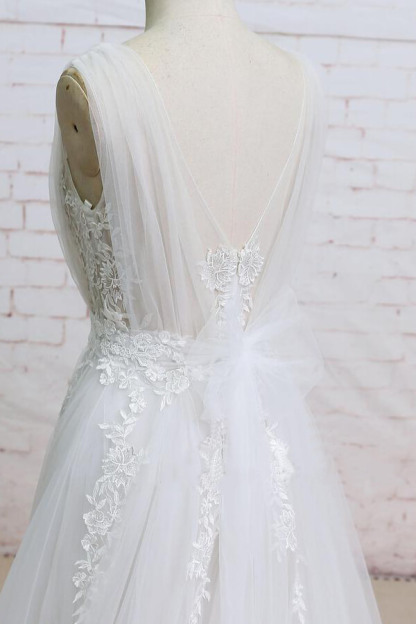 Long Appliques Lace Tulle Ruffle A-line Wedding Dress