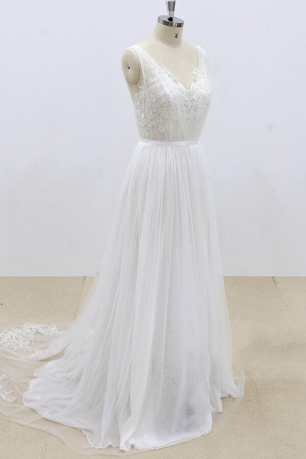 Elegant Long V-neck Ruffle Tulle Appliques A-line Wedding Dress