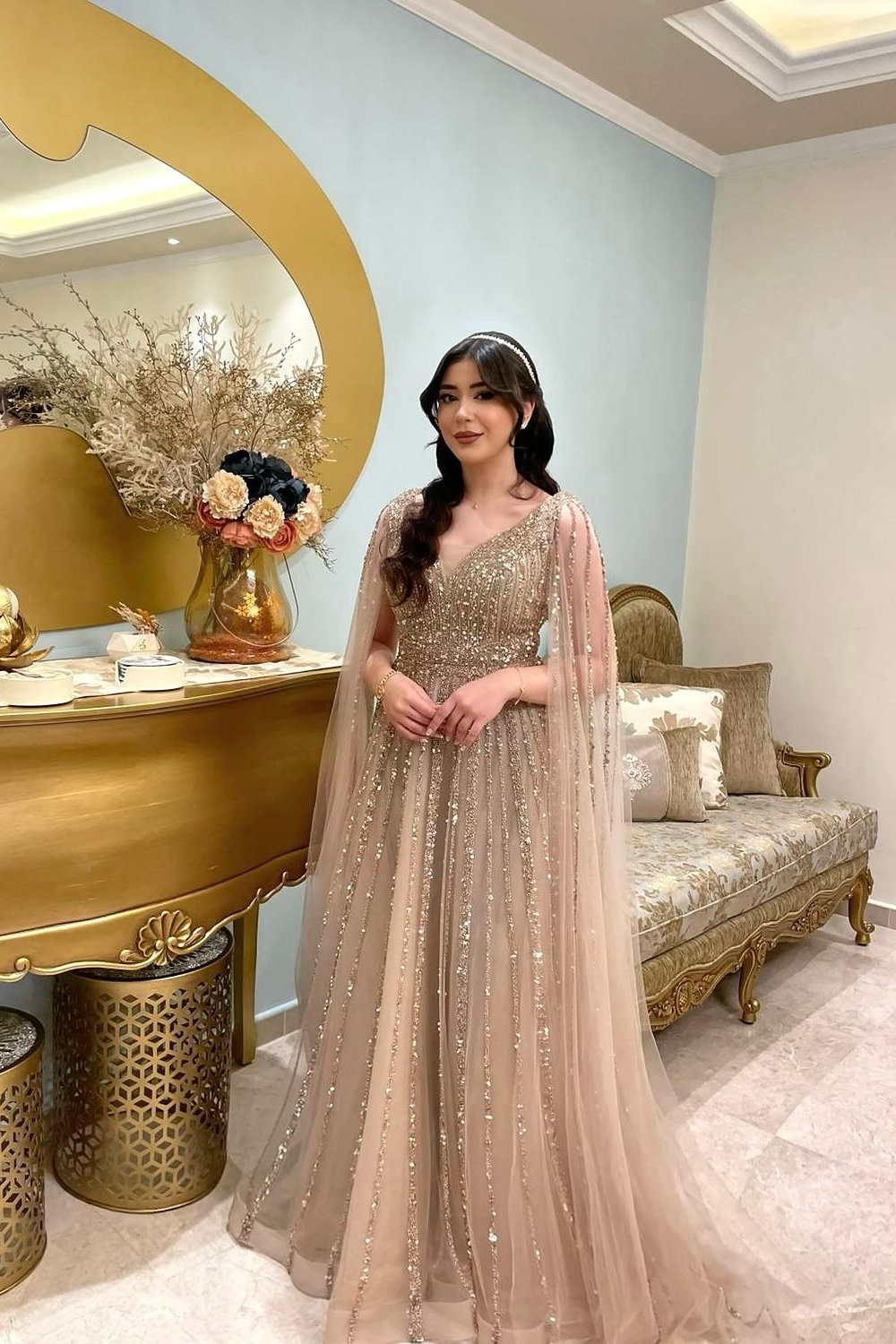 Champagne V-Neck Long Sleeve A-Line Sequined Tulle Prom Dress