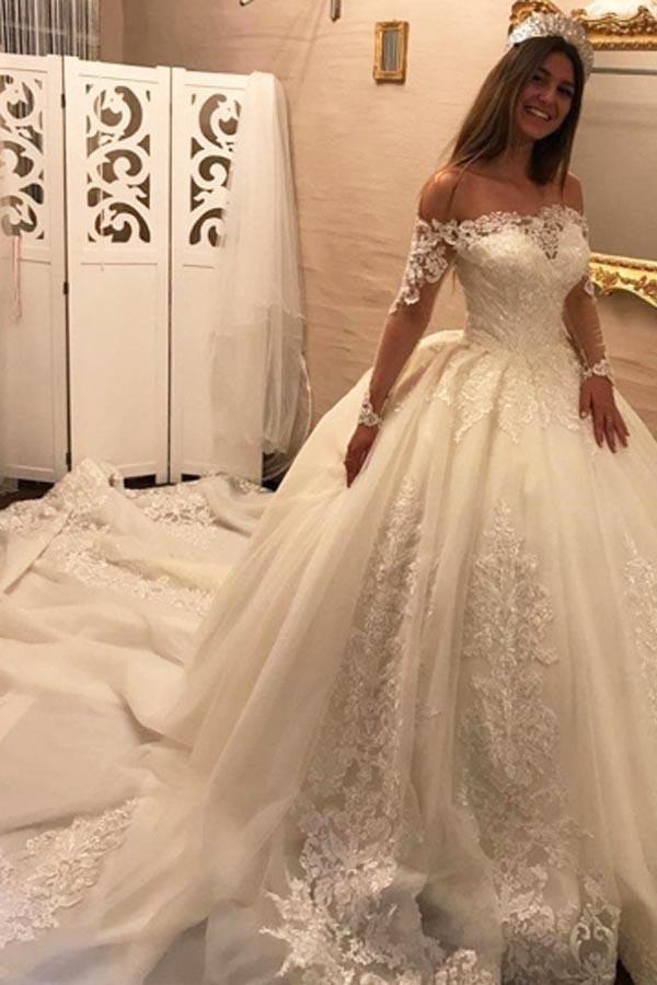 Luxury Off the Shoulder Long Sleeves Ball Gown Chapel Train Appliques Lace Wedding Dress