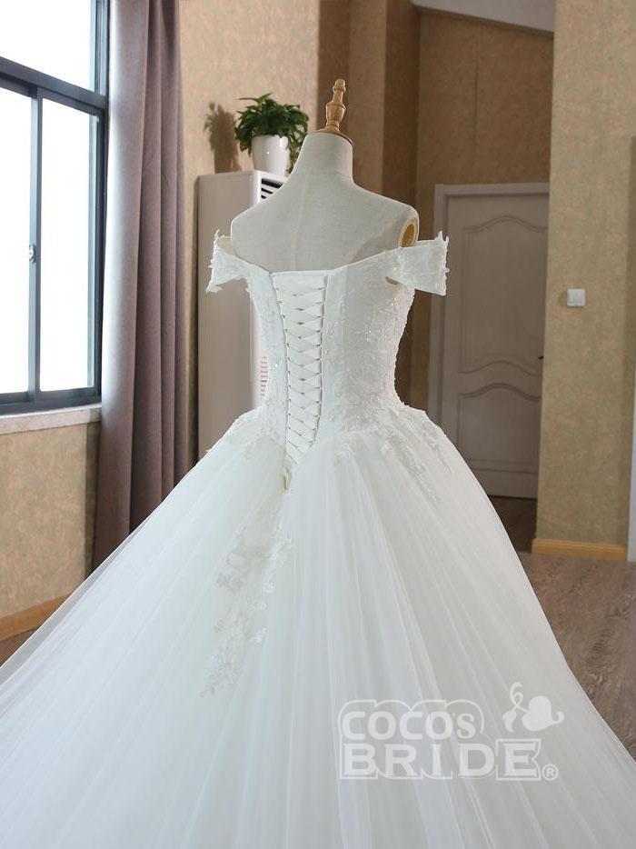 Elegant Long A-line Off the Shoulder Tulle Appliques Lace Wedding Dresses