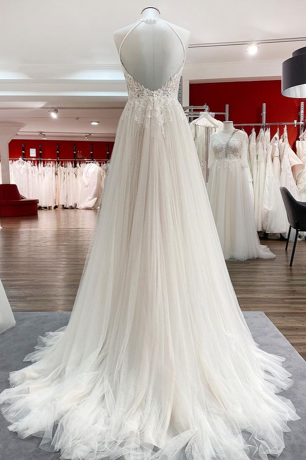 Long Halter Sleeveless Tulle A-line Open Back Wedding Dresses With Lace
