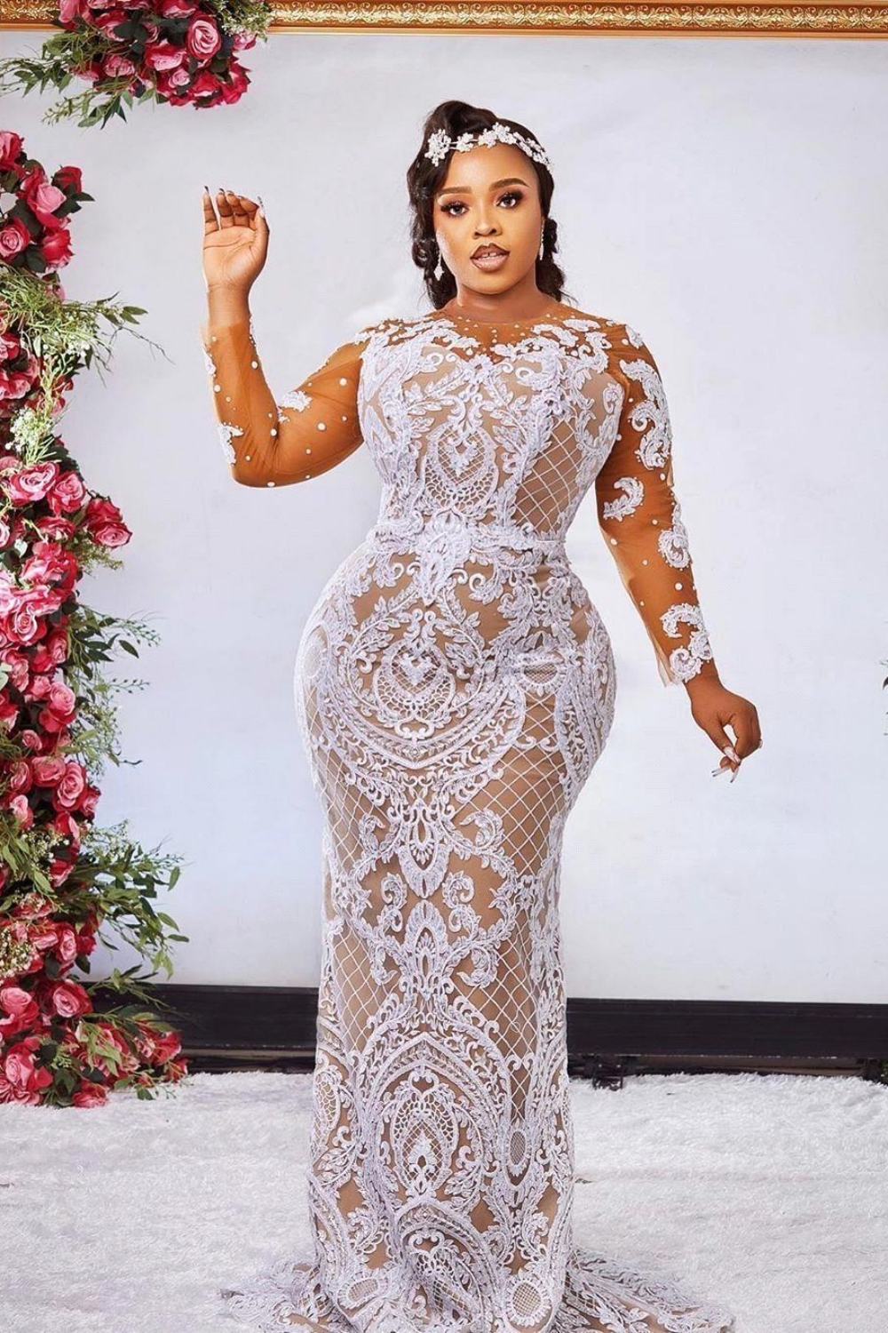 Plus Size Lace Up Mermaid Lace Long Sleeve Floor Length Wedding Dress