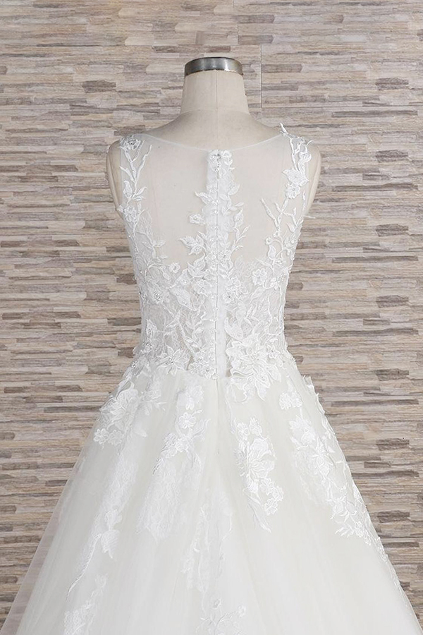 Long Sweetheart Applqiues Lace Tulle A-line Wedding Dress