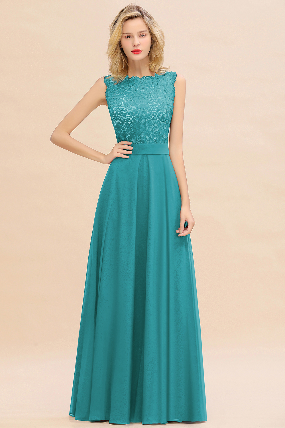 Exquisite Scoop Sleeveless A-line Bridesmaid Dress