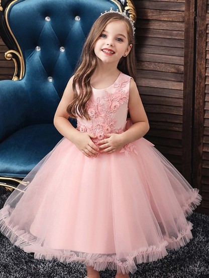 Ball Gown Tulle Sleeveless Jewel Neck Flower Girl Dresses with Appliques Lace