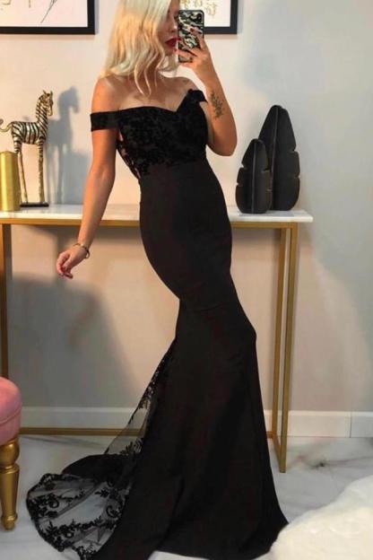 Sexy Sweetheart Off-the-shoulder Backless Appliques Lace Floor-length Mermaid Prom Dress