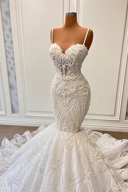 Charming Long Mermaid Sweetheart Tulle Lace Wedding Dress with Ruffles